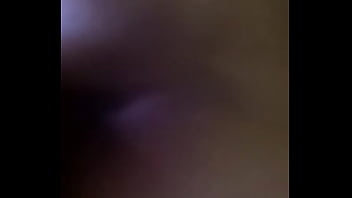 Follando con la prima cuando sus padres no están