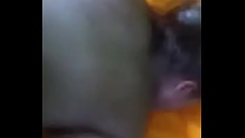 Follando con la prima cuando sus padres no están