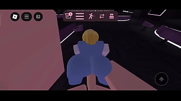 Perra de roblox entrega su culo por un momento de placer parte 1