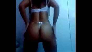 Se exibindo após banho