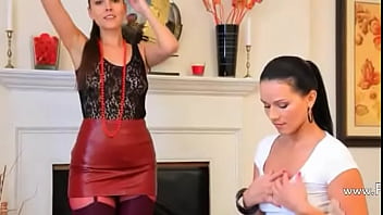 Brunette lezzs in nylons teasing