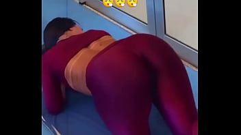 Duvido vocês acertarem treinei com ou sem calcinha