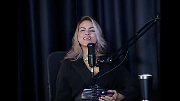 Deu conselho para as pessoas sobre relacionamento e quer um aberto carol rhcp sheer red