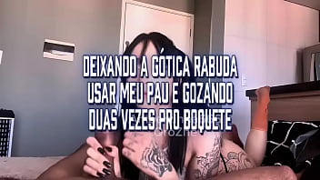 Ele gozou no meu rostinho duas vezes qrozne