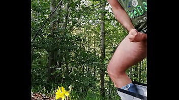 Risky Public Cum thumbnail