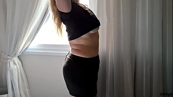 Madrasta ve enteado e fica com tesão acaba se masturbado com a porta aberta do quarto