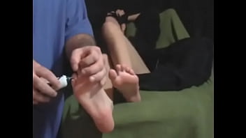 Kim ticklish abs and feet