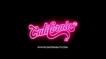 Two hot girls getting it on in the pink room