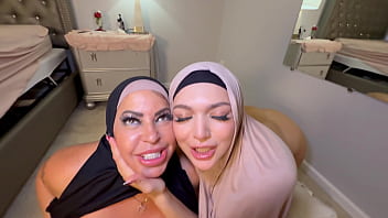 Hijab threesome w busty milf julianna vega & stepdaughter adaline star