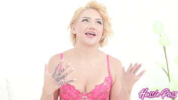 The sexy blonde with heterochromia featuring bambi barton with devin drills