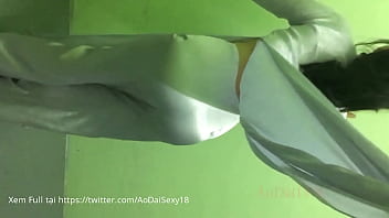 Nữ sinh áo dài satin cheongsam