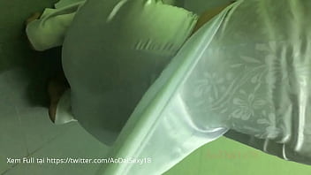 Nữ sinh áo dài satin cheongsam