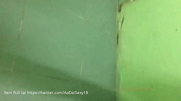 Nữ sinh áo dài satin cheongsam