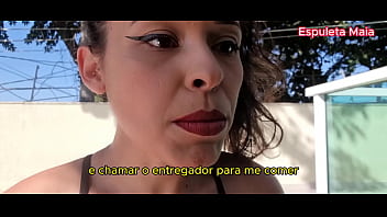 Gostosa humilhando pau pequeno ao vivo esculachando um pau minusculo