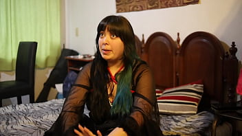 Reyna tirana nos somete con su lujuria imparable – entrevista y clímax en su trono de perversión