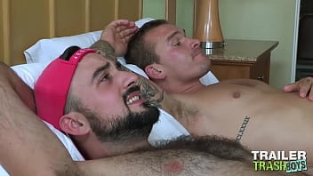 Trailertrashboys Top Raw Breeds Gay Bot thumbnail