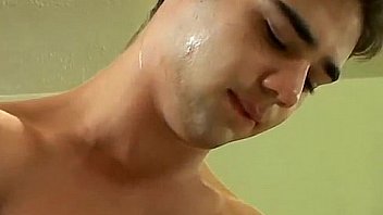 Boys Sex Gays Movies He Gets Drenched In Zack's Pee Before Mega Hung thumbnail