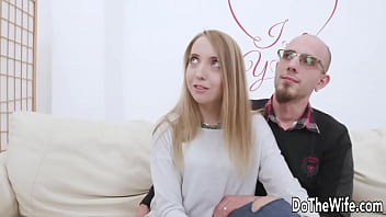 Young wife anya akulova goes to town on a stranger's prick