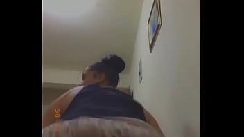 Sigueme y subo el video completo con una polla en su culo