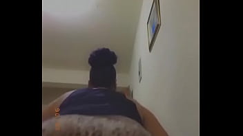 Sigueme y subo el video completo con una polla en su culo