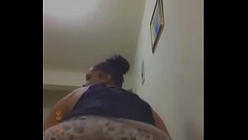 Sigueme y subo el video completo con una polla en su culo