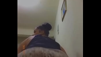 Sigueme y subo el video completo con una polla en su culo