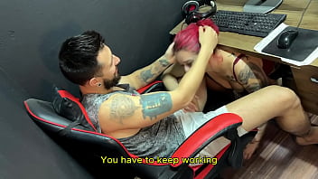 Camila vegas me chupando ajoelhada até me esvaziar