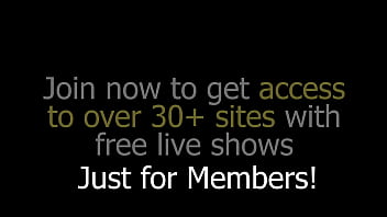 Cowgirl sara jay makes her fat ass bounce all over that huge dildo