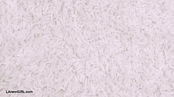 Golden glow queen naked close up