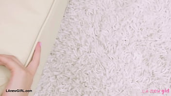 Golden glow queen naked close up