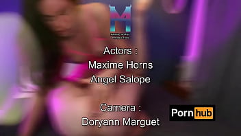 One moment angel salope was on her knees swallowing me whole the next i was deep inside her making her moan for more