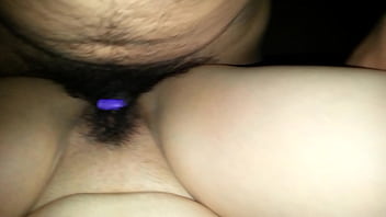 Dándole su lechita calentita