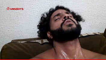 Garotos Transando Antes Da Balada Da Noite thumbnail