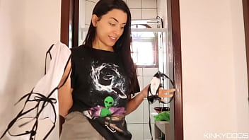 The housemaid wants to suck her boss's cock so bad fablazed