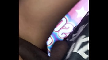 Vizinha puta fudendo com meninos bandidos quem comanda por que ele deve