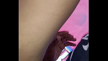 Vizinha puta fudendo com meninos bandidos quem comanda por que ele deve