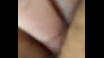 Safadinha levando dedada