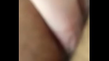 Safadinha levando dedada