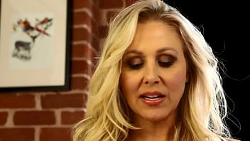 Milf julia ann discovers someone's been playing with her panties