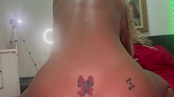 Bruna surfistinha dando gostoso pro seu enteado de presente de aniversário