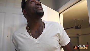 Cute hottie kyra rose gives rome major a bj and gets her pussy fucked