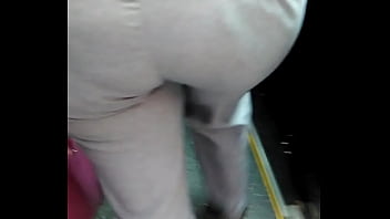 Same chick as last vid damn smh sooooo phat