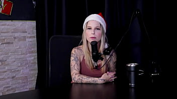 Safada se masturba após dizer que tem vontade de fazer ménage nunca foi em casa de swing gosta de uns tapas e perdeu a virgindade com baby fire watch sheer red