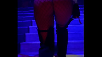 Uma festinha na casa de swing é sempre bom