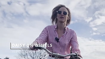 Miss daisy diamond on wheels bike vlog