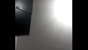 Minha esposa gemendo no consolo