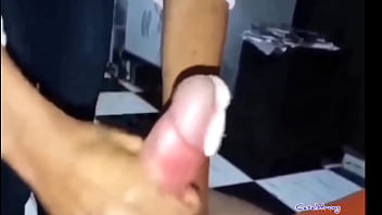 Barbie alemão tatuador