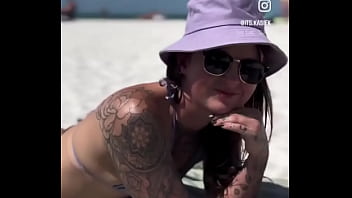 Cake by the ocean ️