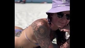 Cake by the ocean ️