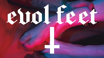 Feet acidalia & mad maxxx